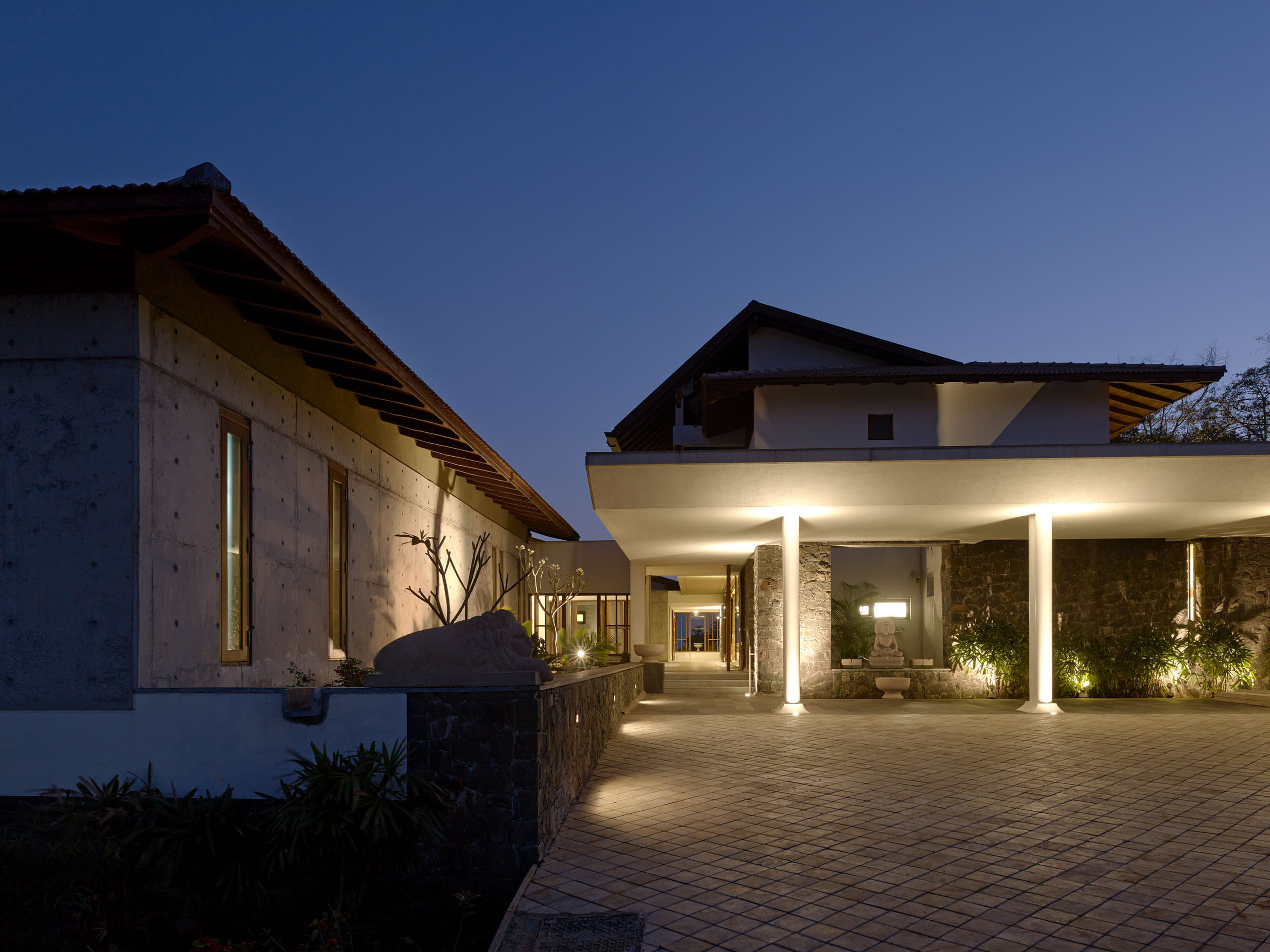 E14489 Alpa 042119 j2560